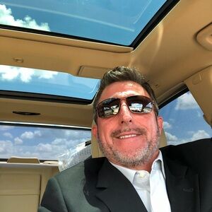 Meet your Posher, Justin